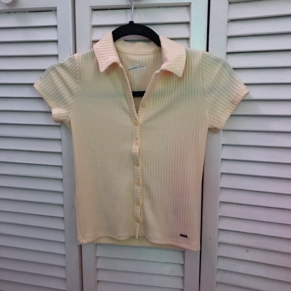 hollister collar neck button up